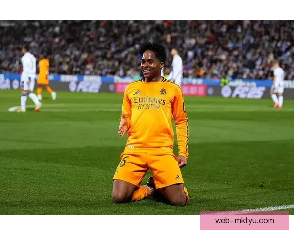 皇马租将恩德里克上演曼联奇转